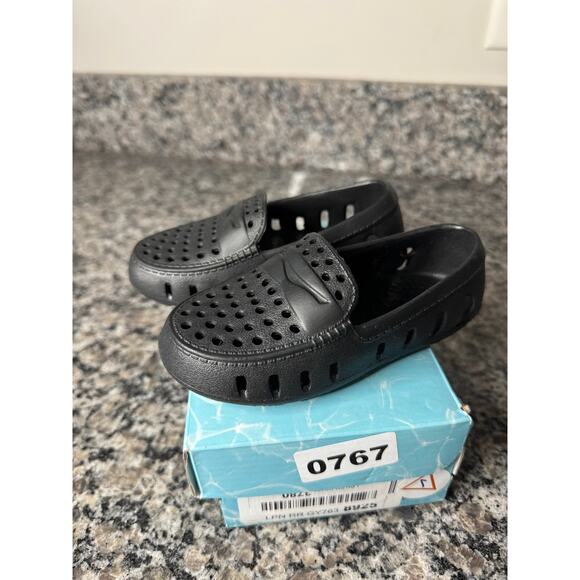 Floafers Kid's Loafers - Picture 1 of 3